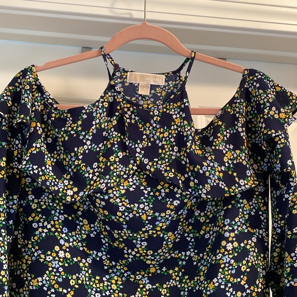 Michael Kors blouse - Picture 2 of 4